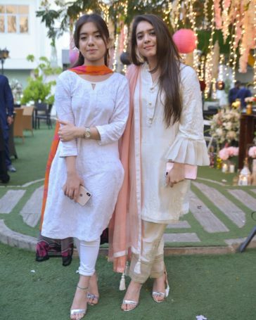 Arisha Razi Celebrates Her Niece S First Birthday Lens