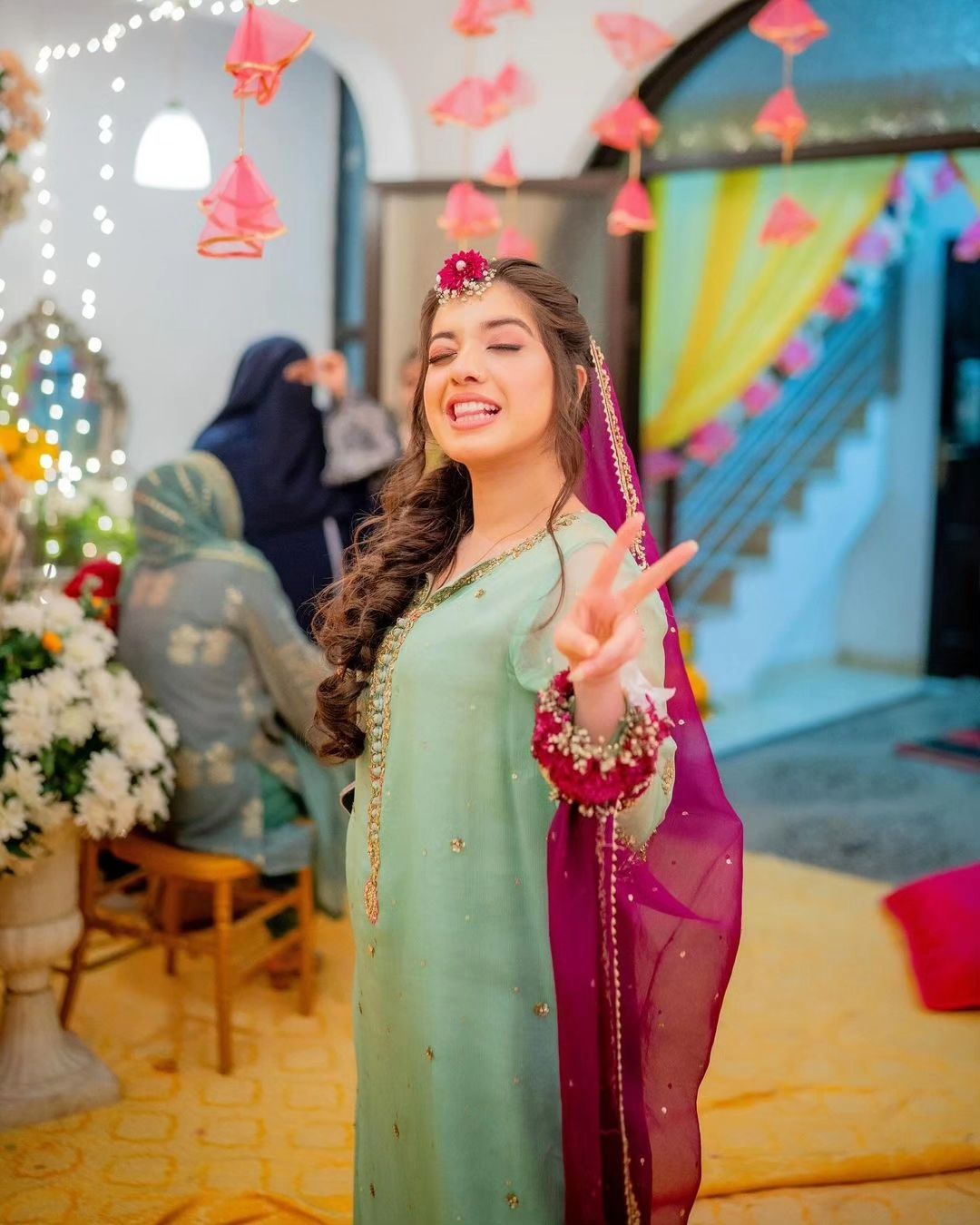 A Radiant Beginning Arisha Razi Khan Shines At Her Dholki Ceremony Lens