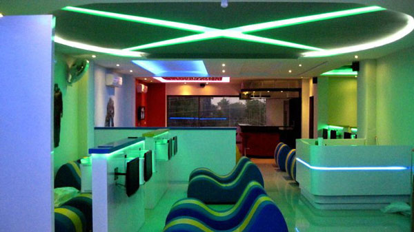 ECLECTIC VIBRATIONS Indoor 4 Console Gaming Lounge Launched in Lahore
