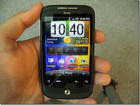 IMG 0884 640x480 HTC Wildfire Review, Availability and Price