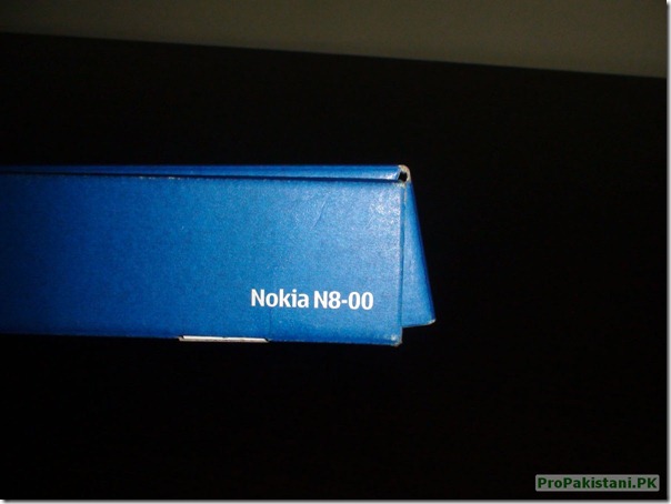 DSC02300 thumb Nokia N8 Unboxing [Pakistan]