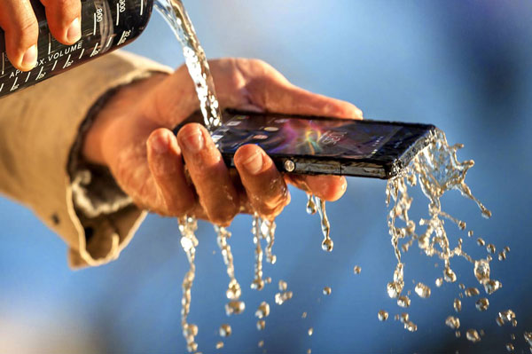 Sony Xperia Z 03 Sony Unveils its Flagship Xperia Z Android Smartphone