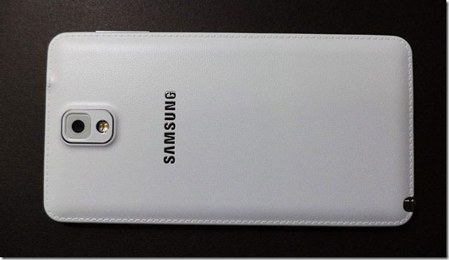 note 3 back The Best Smartphone Yet: Samsung Galaxy Note 3 [Unboxing / Review]