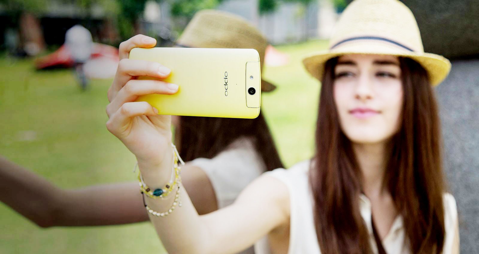oppo n1 mini OPPO N1 Mini with Rotating Camera Design Launched in Pakistan