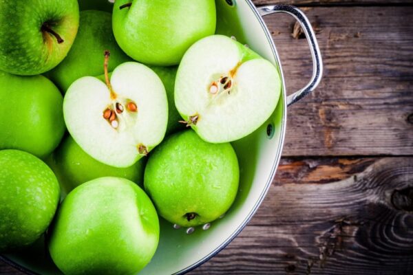 Nutritional Health Benefits of Apples