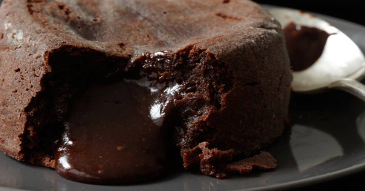 Molten lava cakes in Karachi that are not to be missed out on!