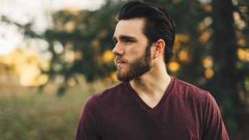 How to Groom your Beard at Home