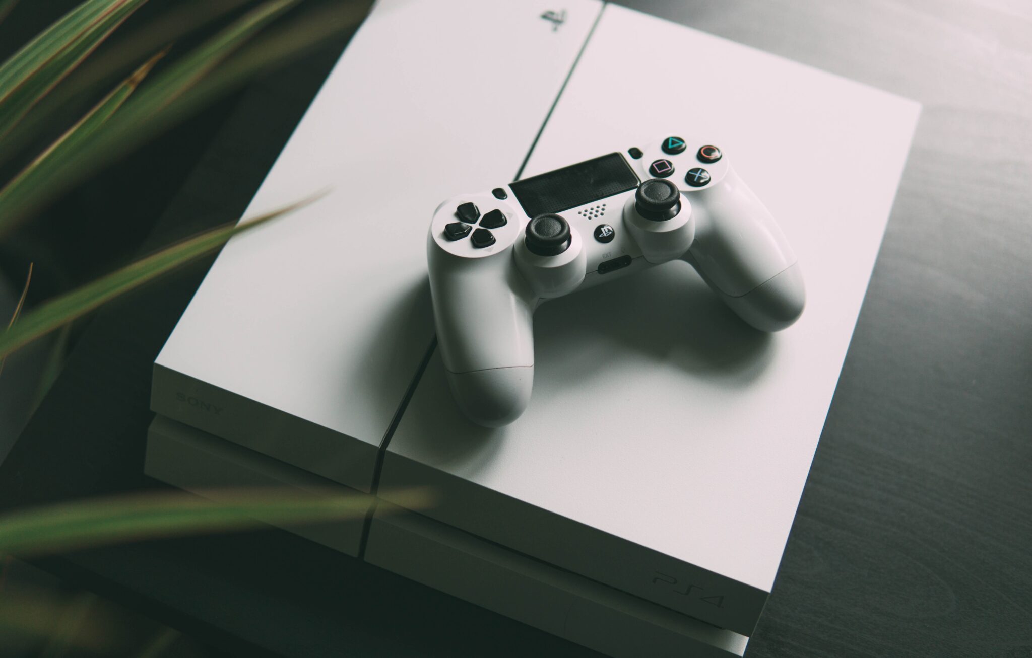 How to Clean Your Console to Remove All the Dust - How To