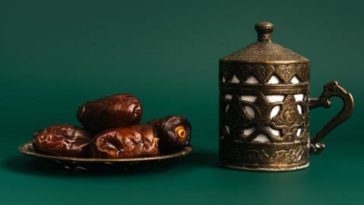 sehri and iftar time today in Pakistan