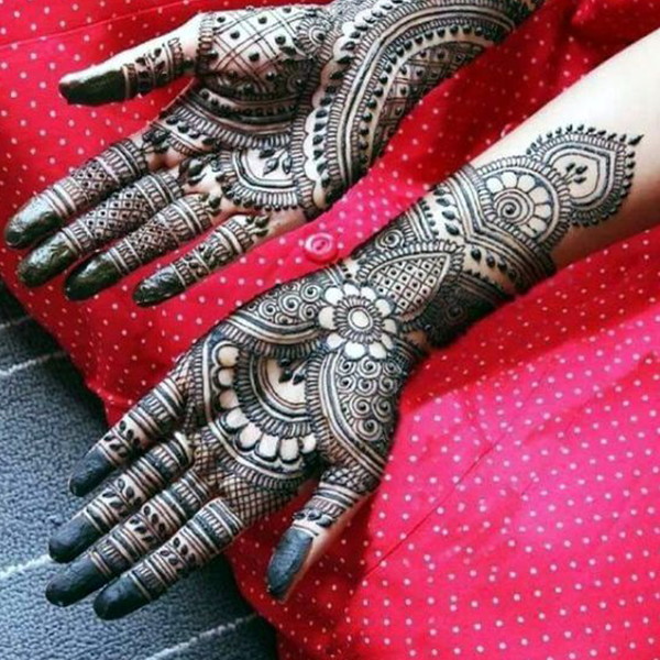 Stock Photo Of Indian Bride Hand Beautifully Decorated By Henna Tattoo Or Henna  Design Or Mehndi Design For Wedding At Kolhapur Maharashtra India Stock  Photo - Download Image Now - iStock