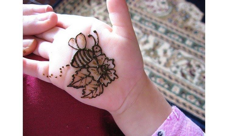Kids Mehndi design, Bumblebee Mehndi design
