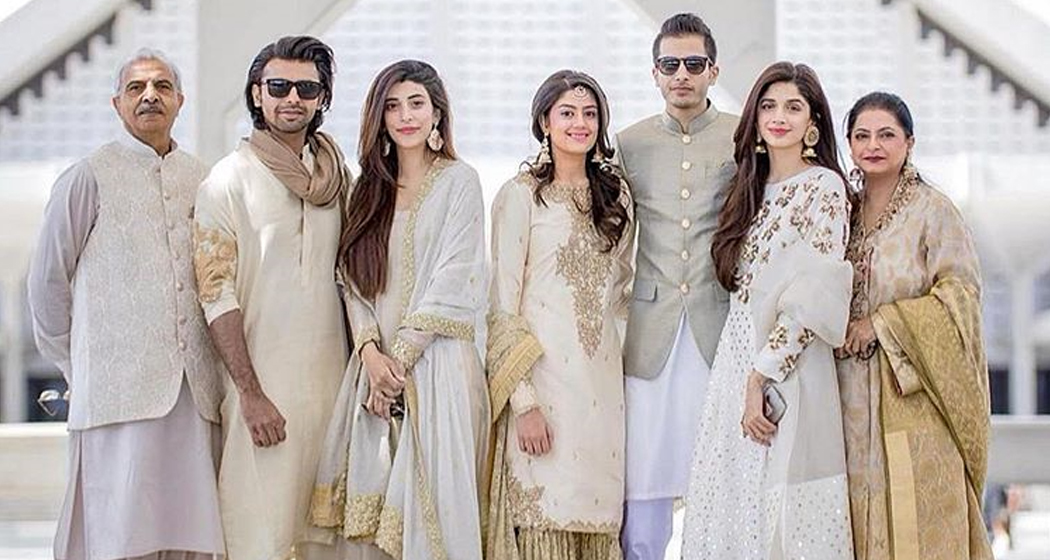 Urwa and Mawra Hocane Look Serene at Brother’s Wedding Pictures. 