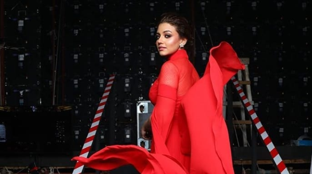 Zara Noor Abbas red