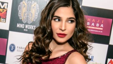 ayesha-omar