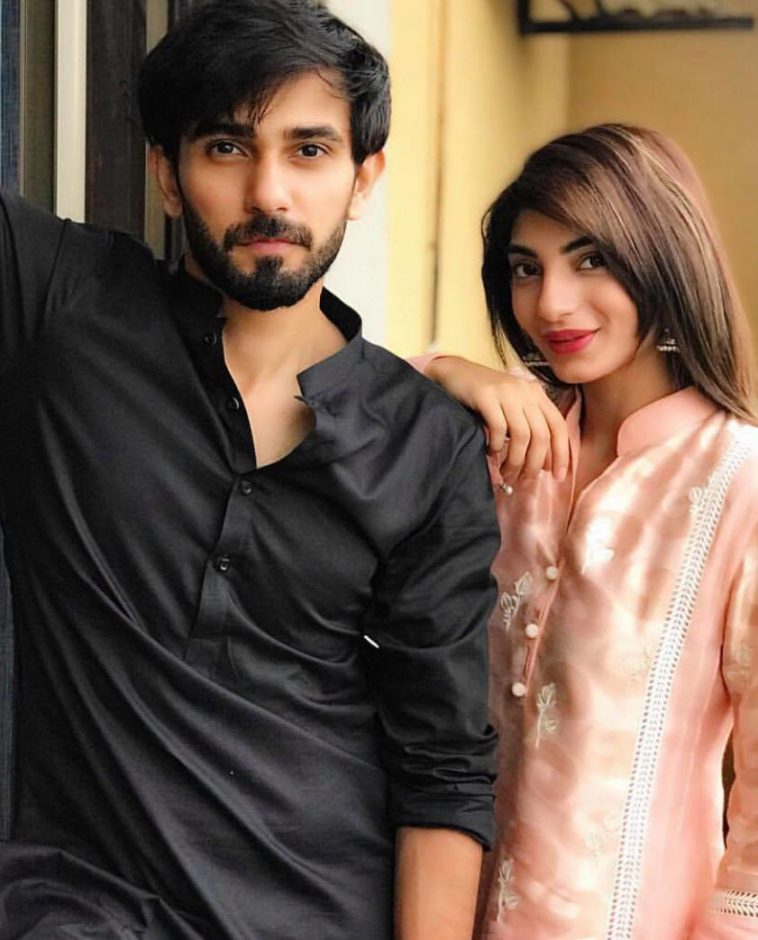 These Pakistani Actors with their Sisters are Sibling Love! [Pictures ...