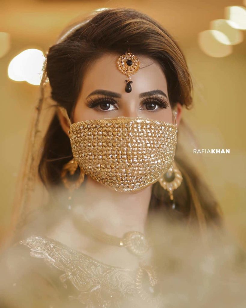 Pakistani Brands Cash In on Corona with 'Bridal Masks' [Pictures] - Lens