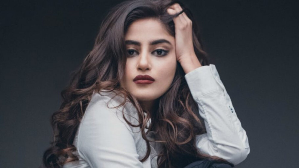 sajal aly during quarantine