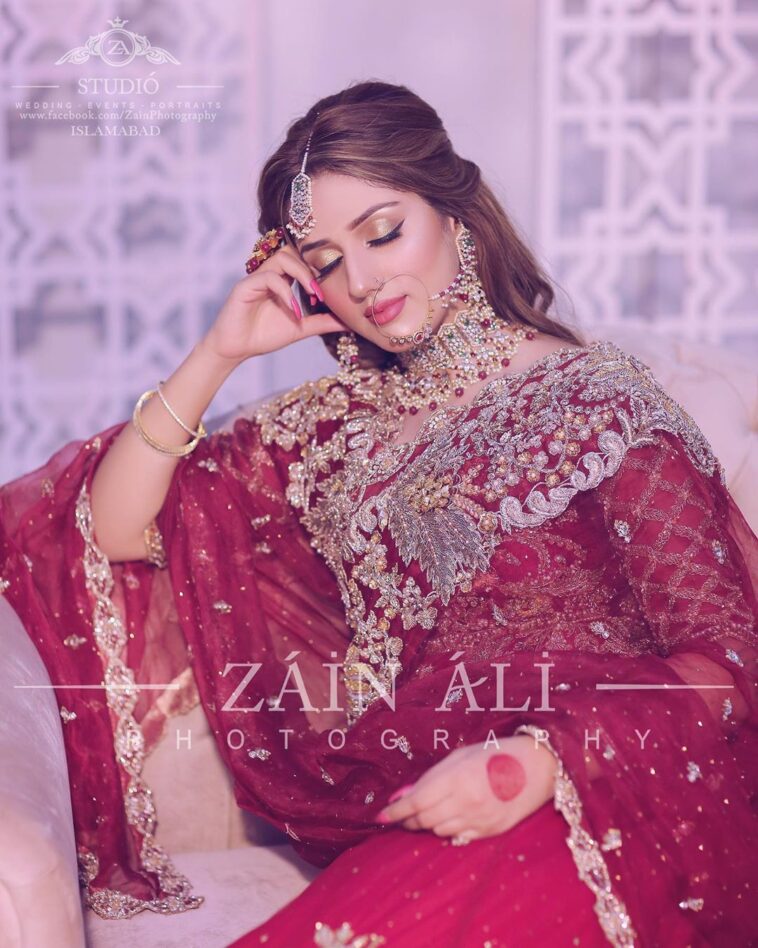 TikTok Sisters Jannat Mirza and Alishba Anjum Do a Bridal Photoshoot ...