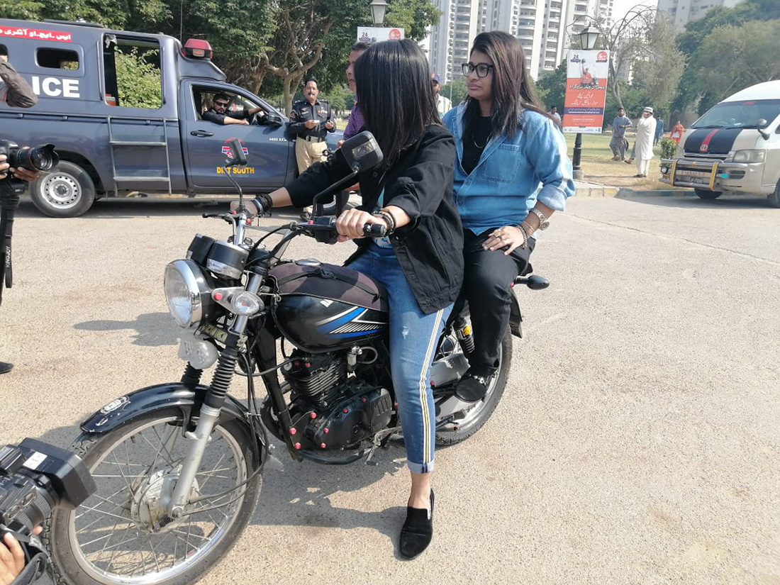 woman-bike-license-pakistan