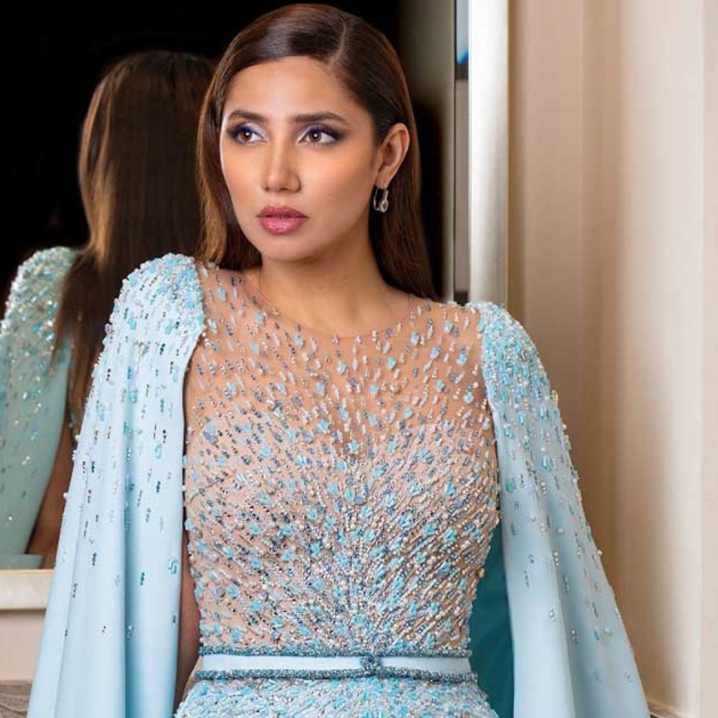 Fashion Queen Mahira Khan Gives Us A Stellar Mayun Look [Pictures] - Lens