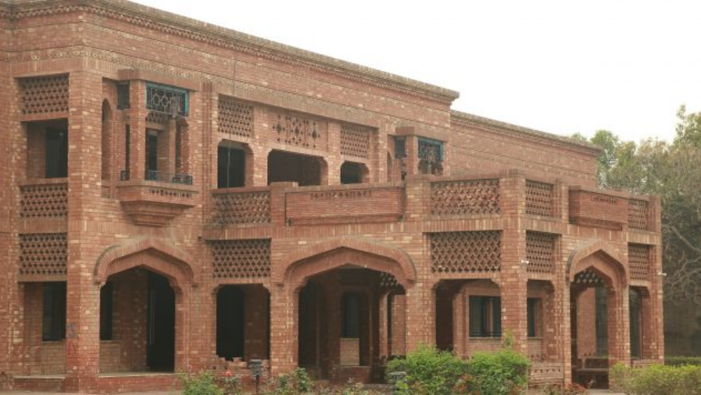 Kinnaird College