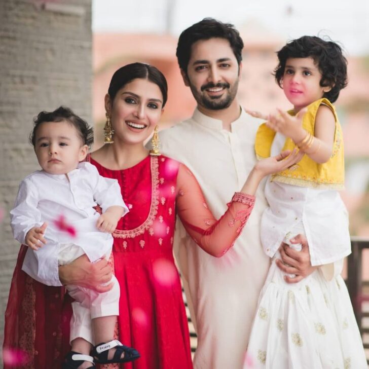 Ayeza Khan and Her Family Pose in these Cute Photos [Pictures] - Lens