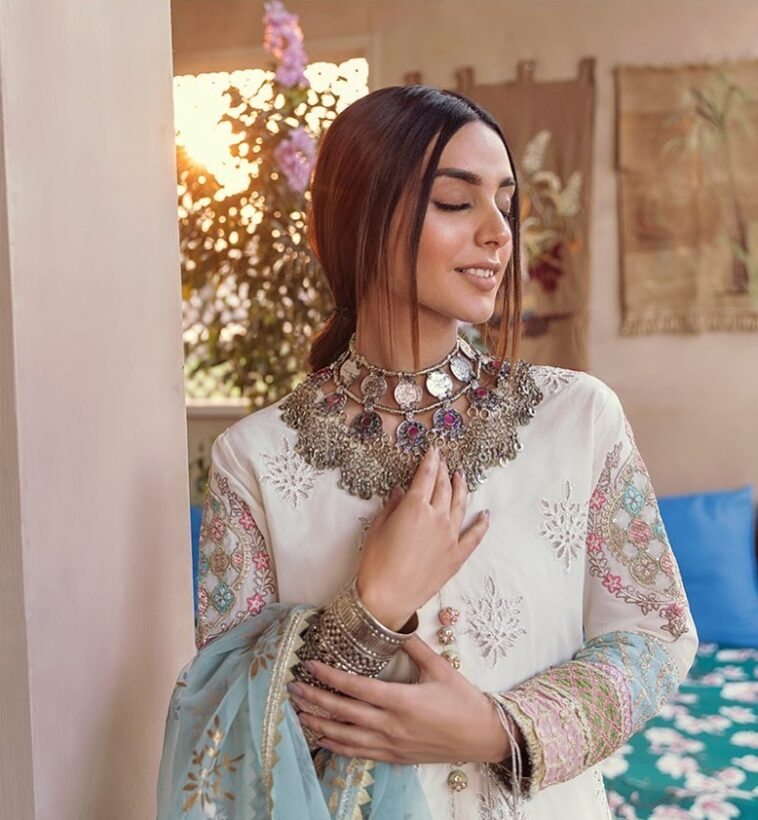 Iqra Aziz Turns Heads In A Floral Black Dress Pictures Lens iqra-aziz-turns-heads-in-a-floral-black-dress-pictures-lens
