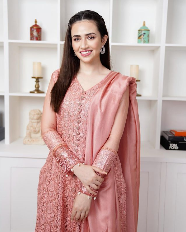 Sana Javed Wiki, Biography, Age, Gallery, Spouse and more