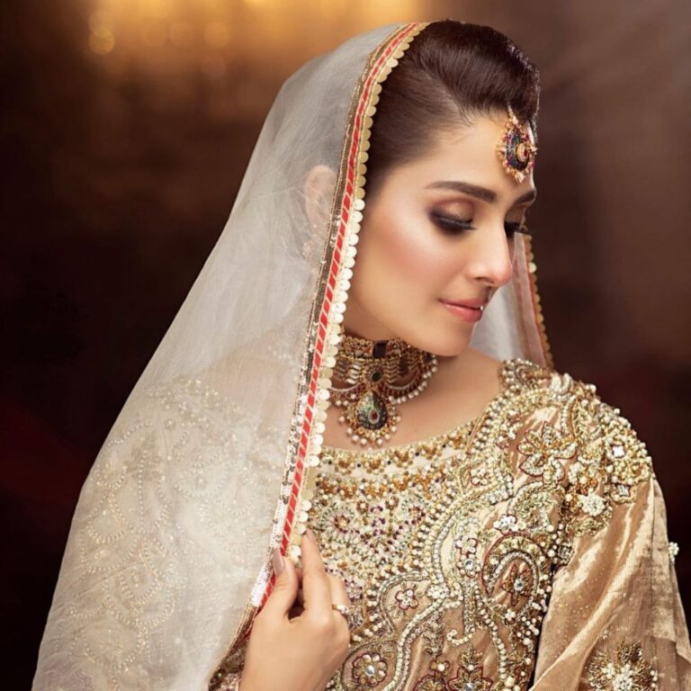 Ayeza Khan Is a Desi Diva In This Bridal Ensemble - Lens