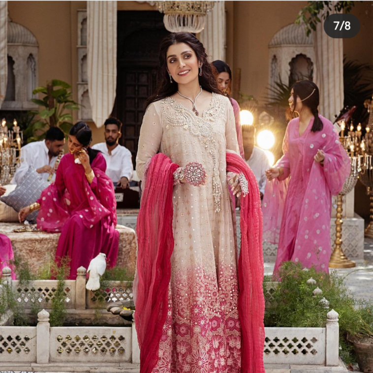Ayeza Khan Shows Graceful Moves In Pink [Pictures] - Lens