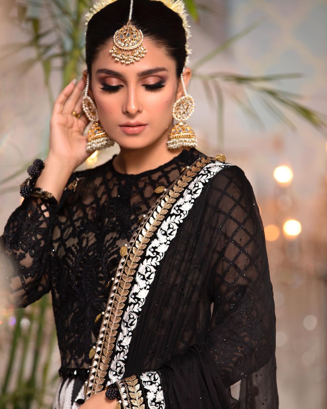 Eastern Fashion - * Ayeza Khan Saree * * Design No 1032 *... | Facebook