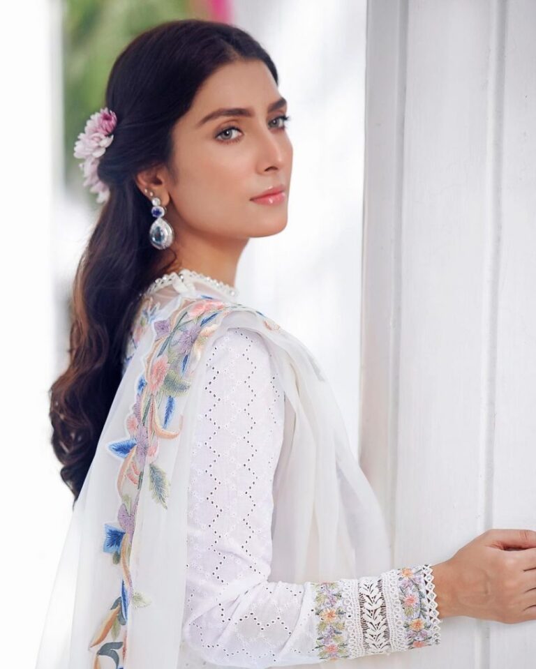 Ayeza Khan Is A Vision In Maria B's Elegant Design - Lens