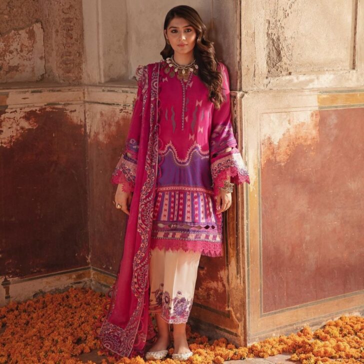 Dur-e-Fishan Gets Desi In Vibrant Summer Attires - Lens