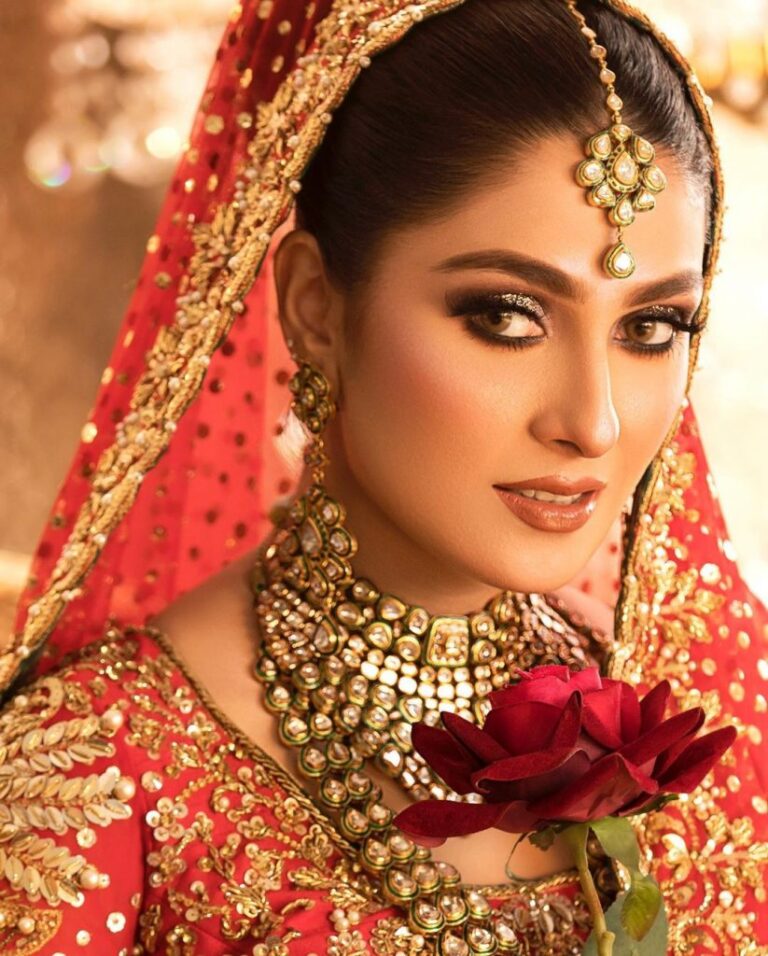 Ayeza Khan Looks Ravishing In Deep Red Bridal Attire - Lens