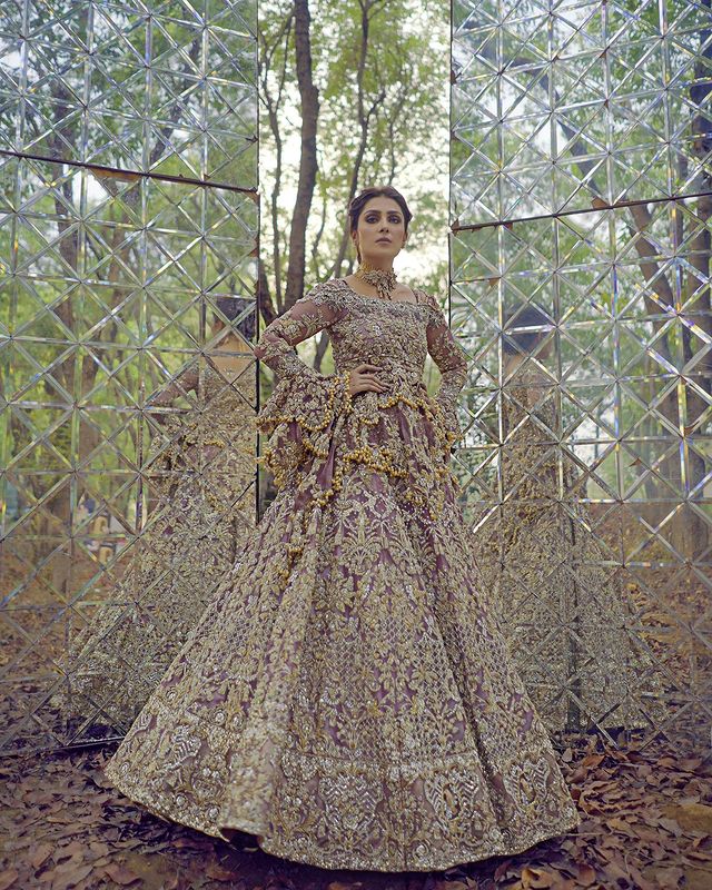 ayeza khan