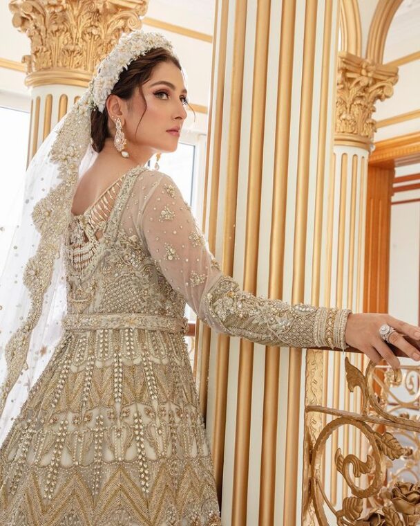 Ayeza Khan Embodies A Disney Princess In An Ivory Bridal Attire - Lens