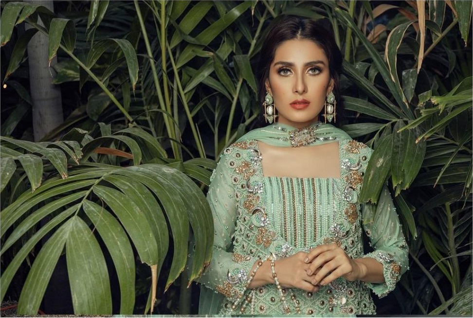 Ayeza Khan