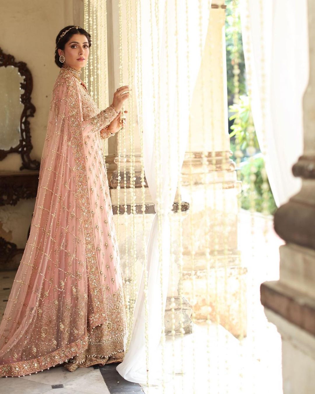 Ayeza Khan