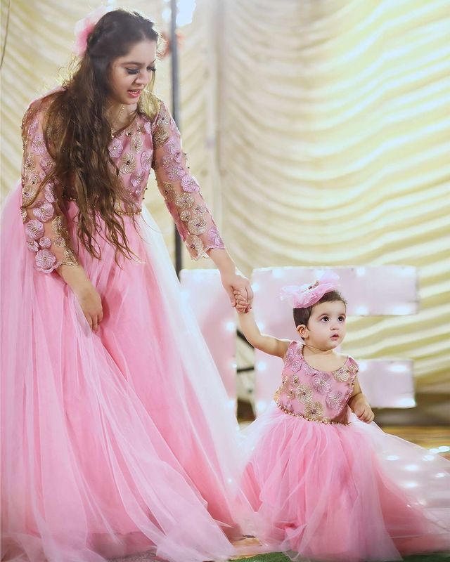 arisha razi