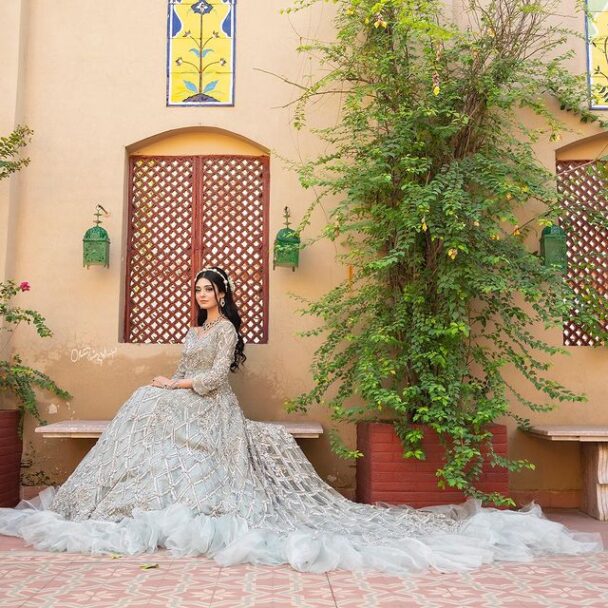 Noor Zafar Khan Mesmerizes Fans In Dreamy Bridal Ensemble - Lens