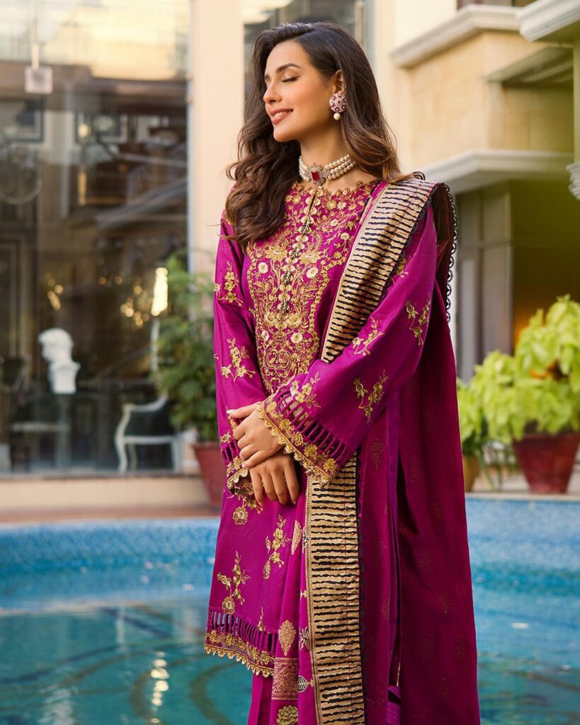 Iqra Aziz Looks Radiant In Fall Hues of Magenta [Pictures] - Lens