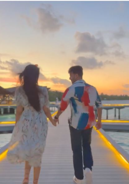 Shahveer Jafry and Ayesha Enjoy a Dreamy Honeymoon in Maldives - Lens