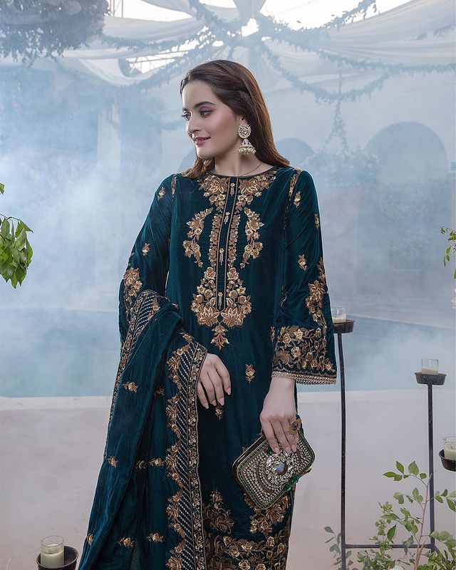 Aiman Khan Looks Elegant In Vibrant Velvet Designs - Lens