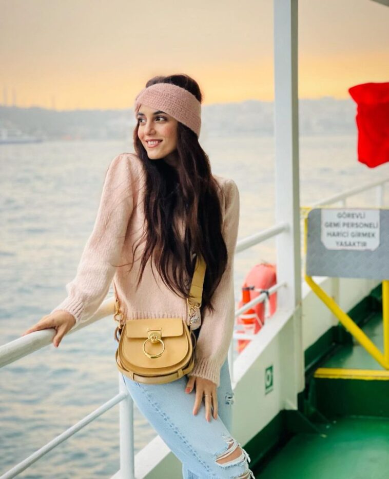 Maya Ali Serves Chic Vacation Looks In Turkey - Lens