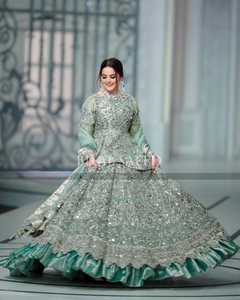 BCW '21: Minal Khan Steals The Show In Glamorous Ensemble - Lens