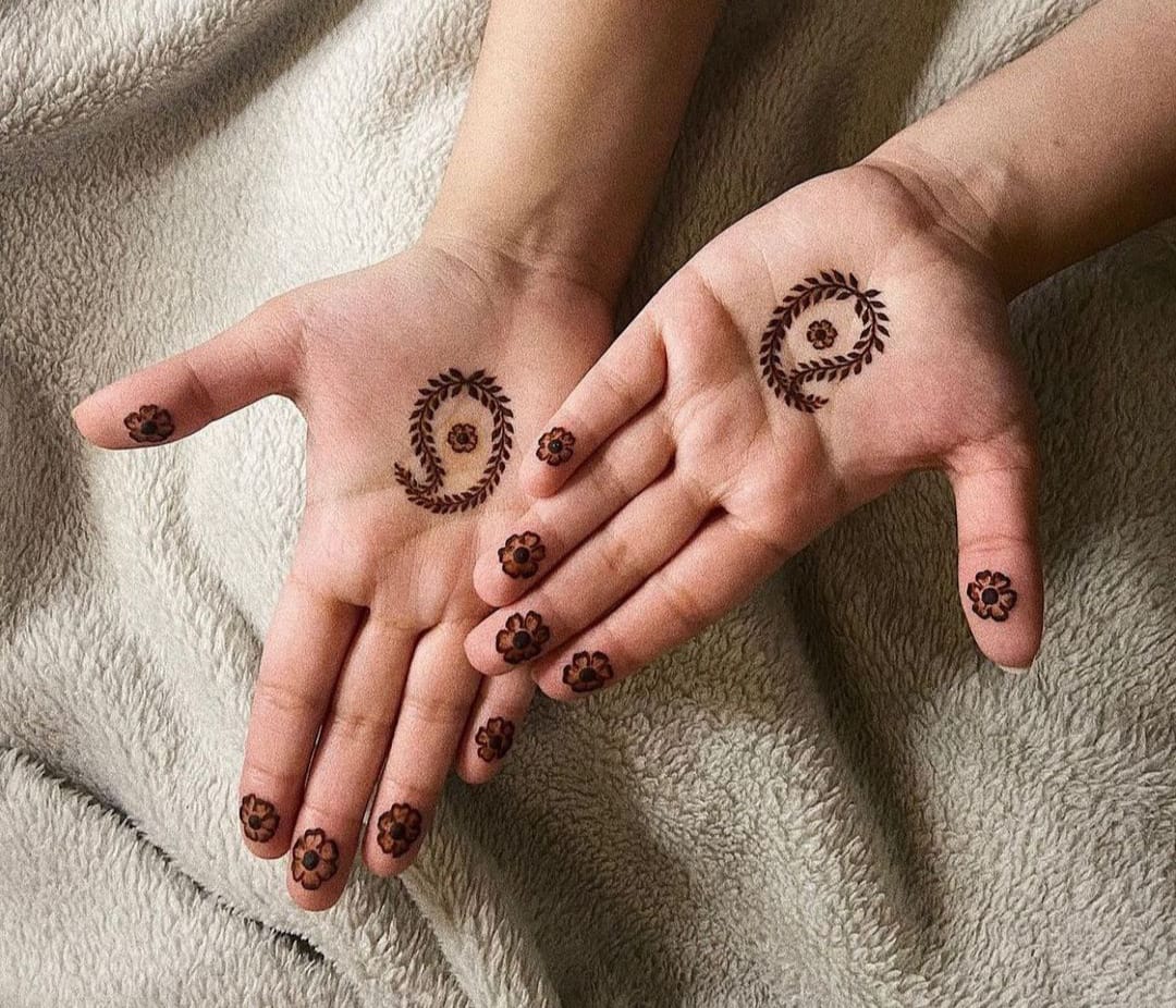 Unique Finger Mehndi Designs For Wedding Season | HerZindagi