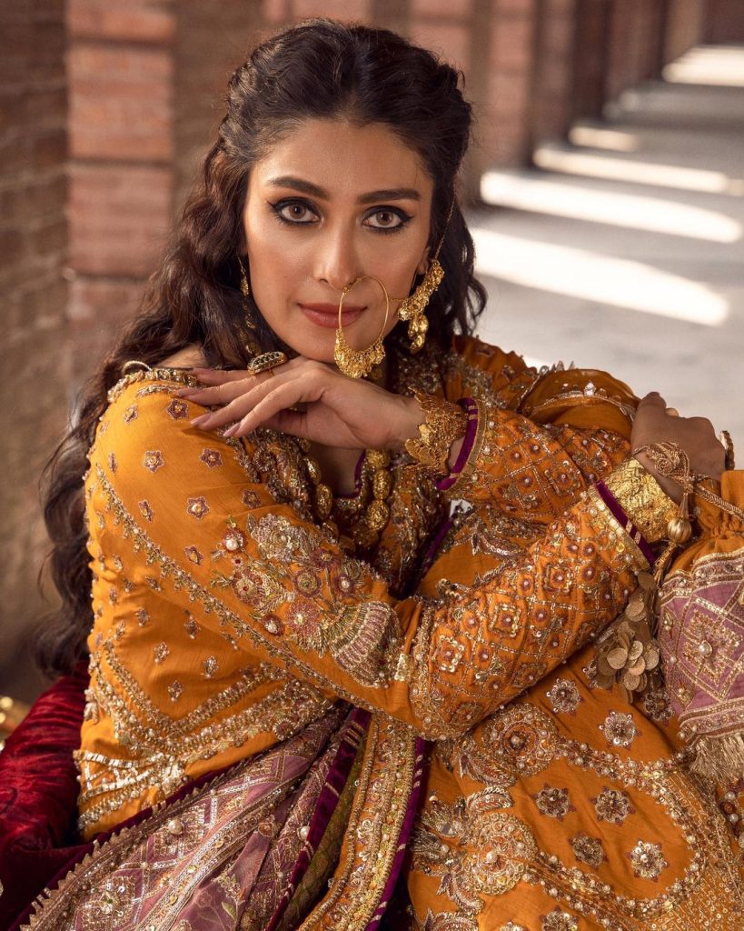 Ayeza Khan Slays in Sexy Gold Outfit [Images] - Lens