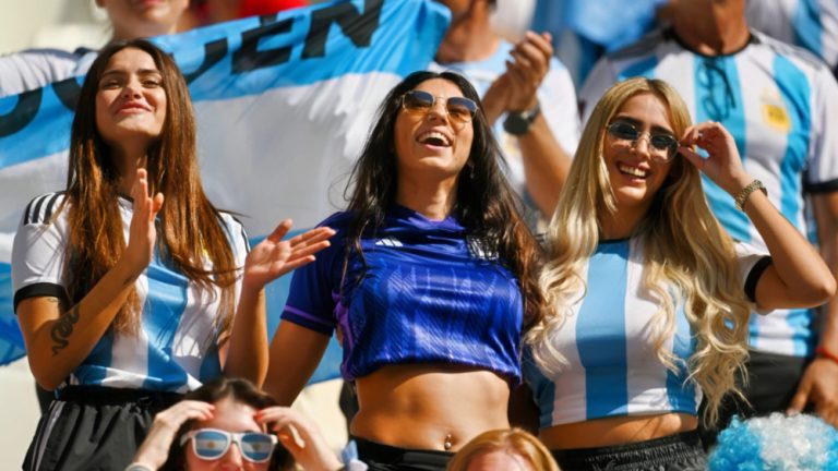 Female Fan Goes Topless After Argentina Win World Cup Final [Pictures ...