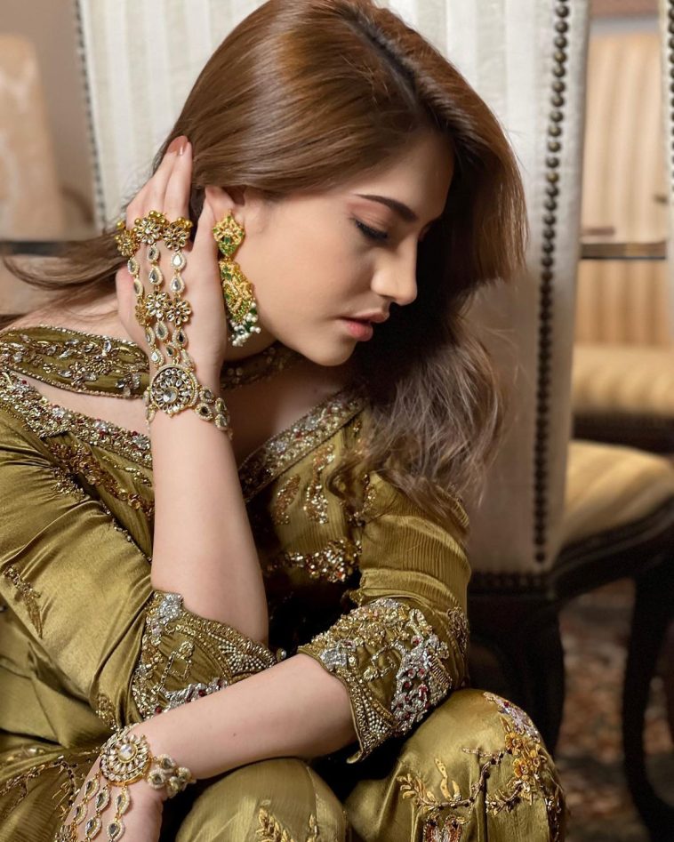 Neelam Muneer Serves Killer Looks in Vibrant Festive Attire - Lens