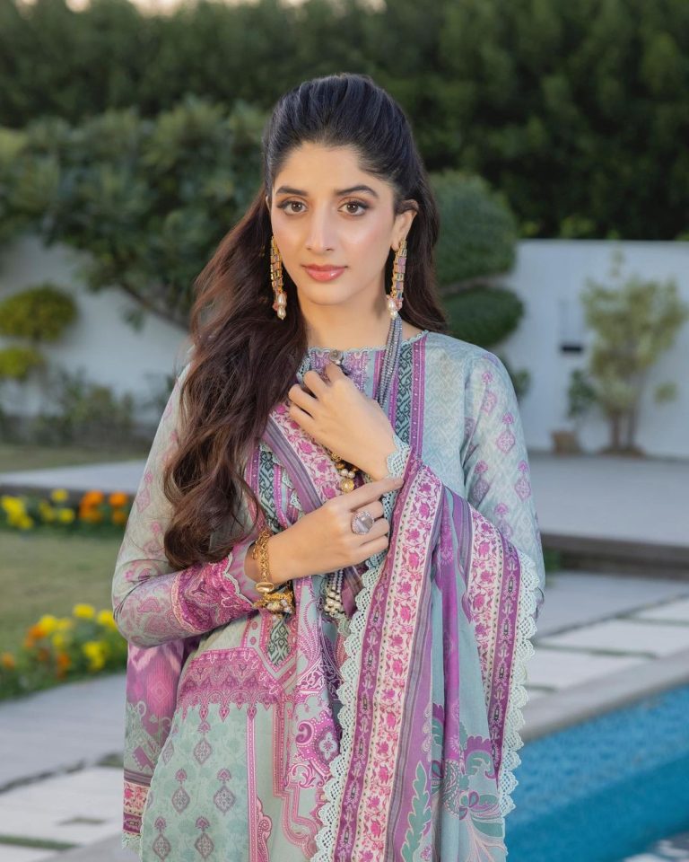 Mawra Hocane Looks Magnificent In Asim Jofa Prints [Pictures] - Lens